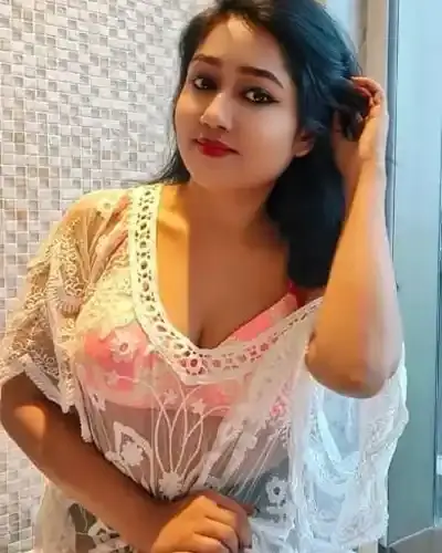 Escorts Service Upleta